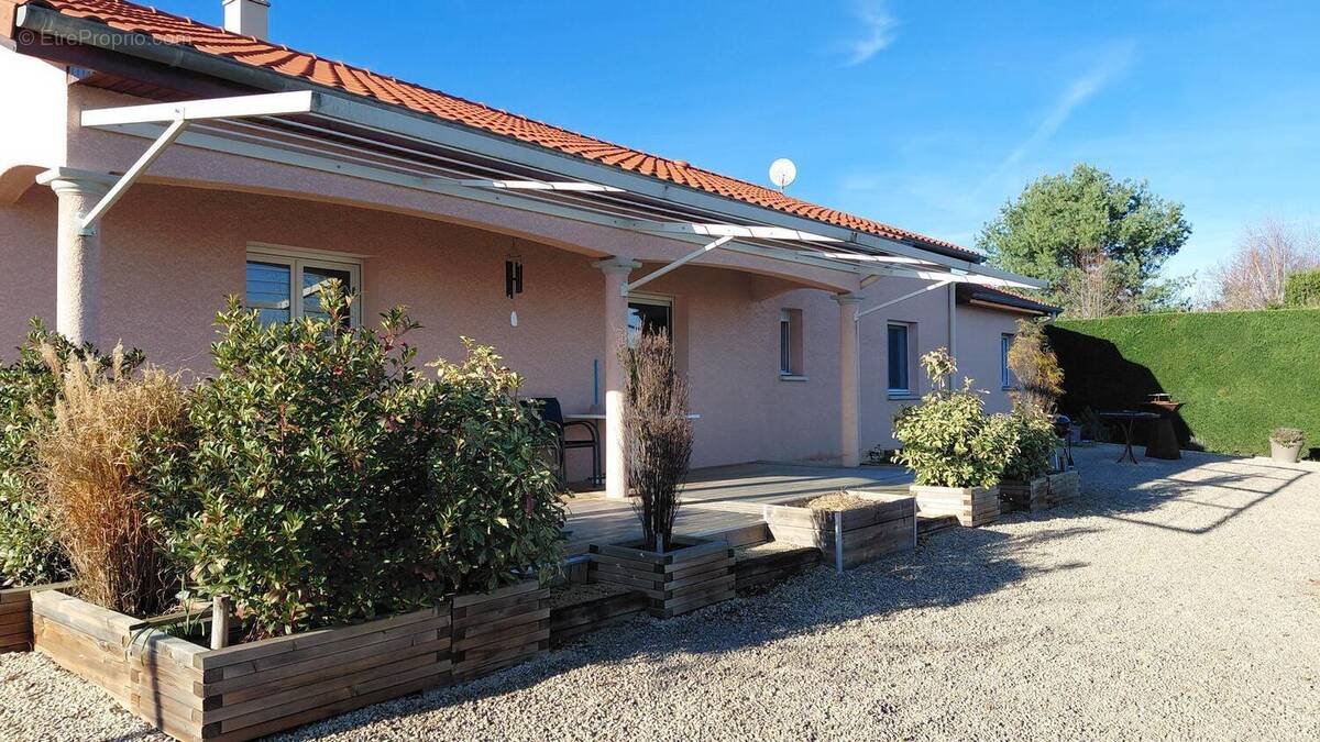 Photo 1 - Maison à CHARLIEU