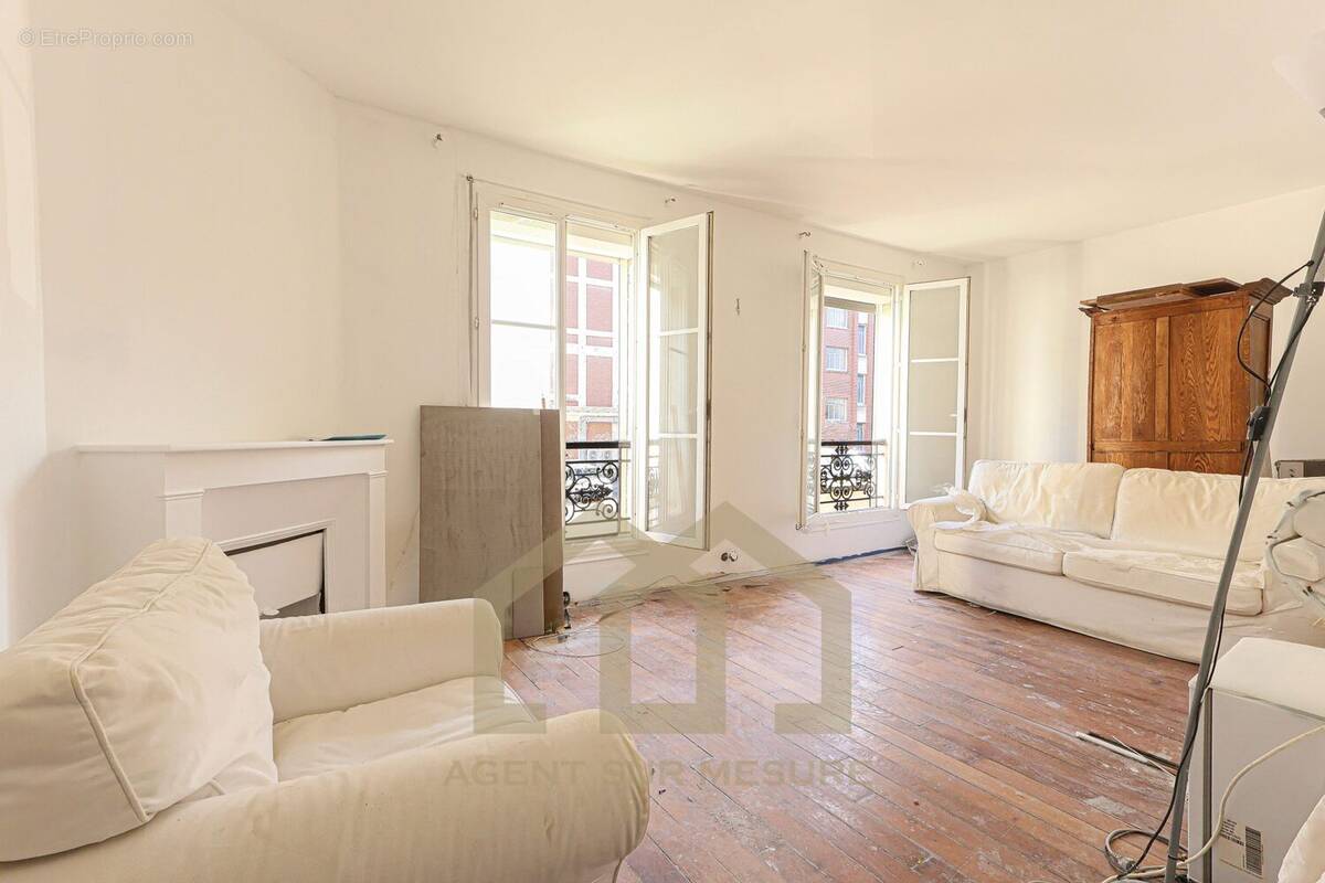 Appartement à PARIS-12E