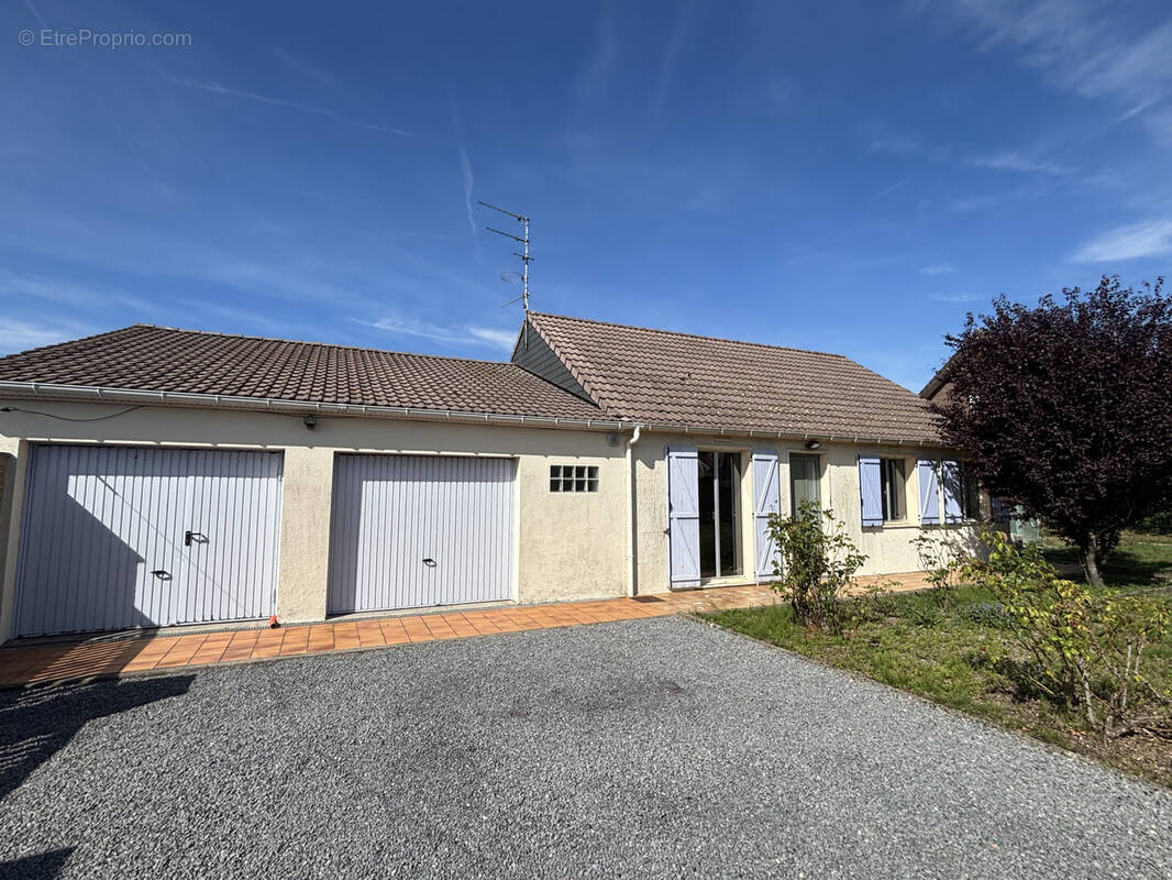 Maison à BEUVRY-LA-FORET