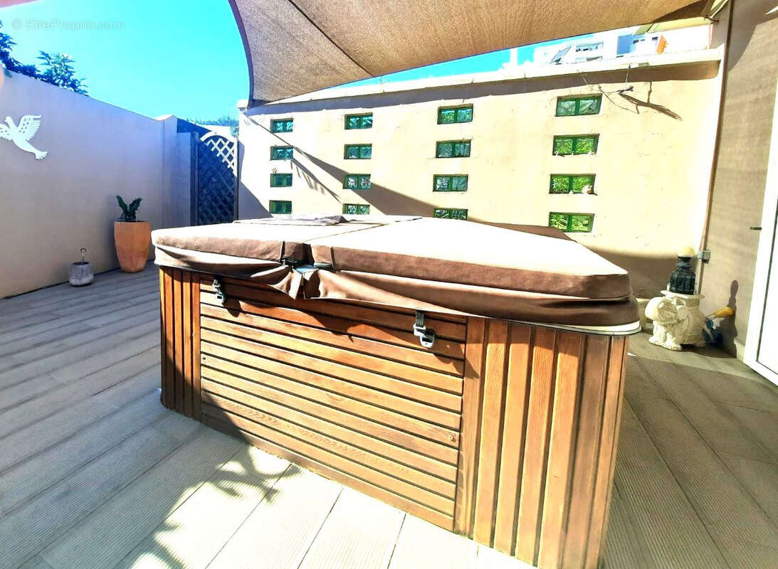 Maison à SAINT-DENIS