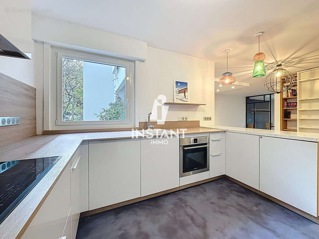 Appartement à PARIS-12E