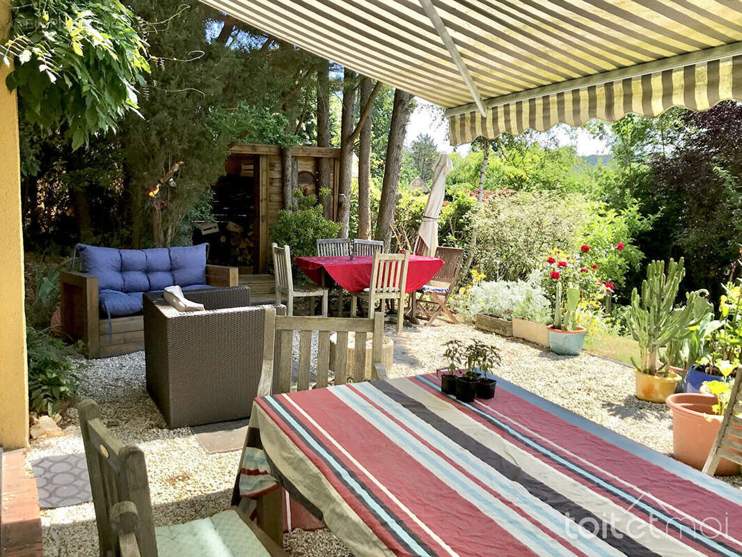 Maison à SAINT-REMY-LES-CHEVREUSE