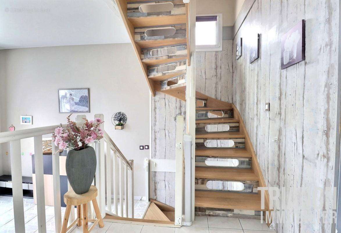 Maison à CARRIERES-SOUS-POISSY