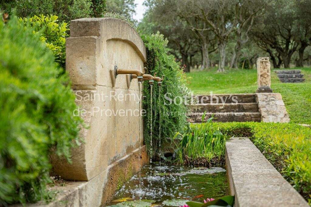 Maison à EYGALIERES
