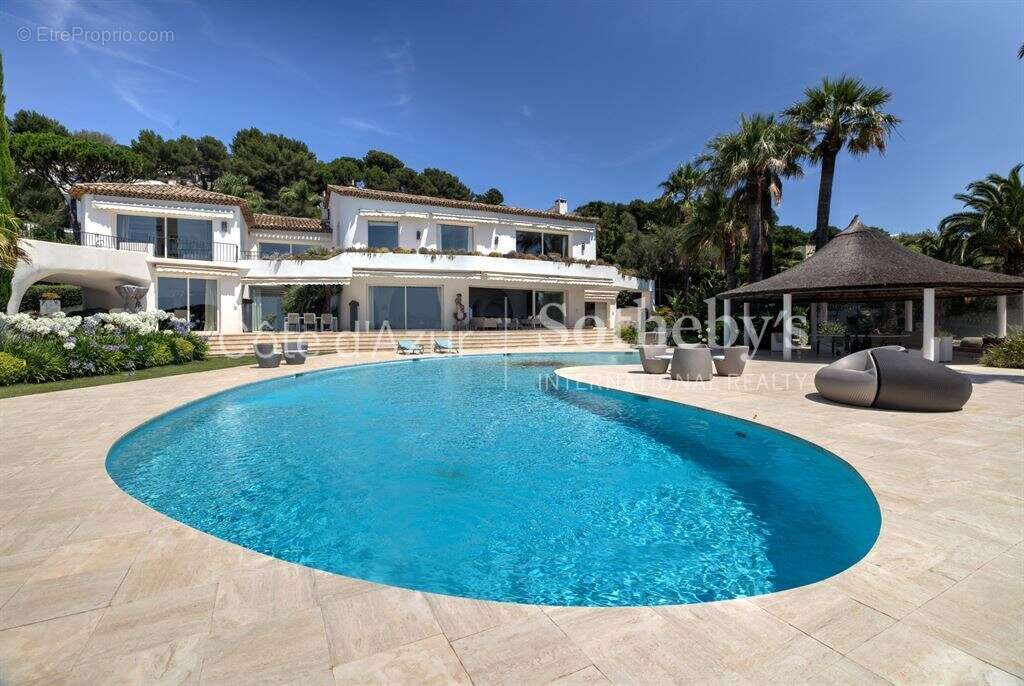 Cannes Californie, villa d'inspiration Couëlle avec vue panoramique, piscine et maison d'invités - photo 2