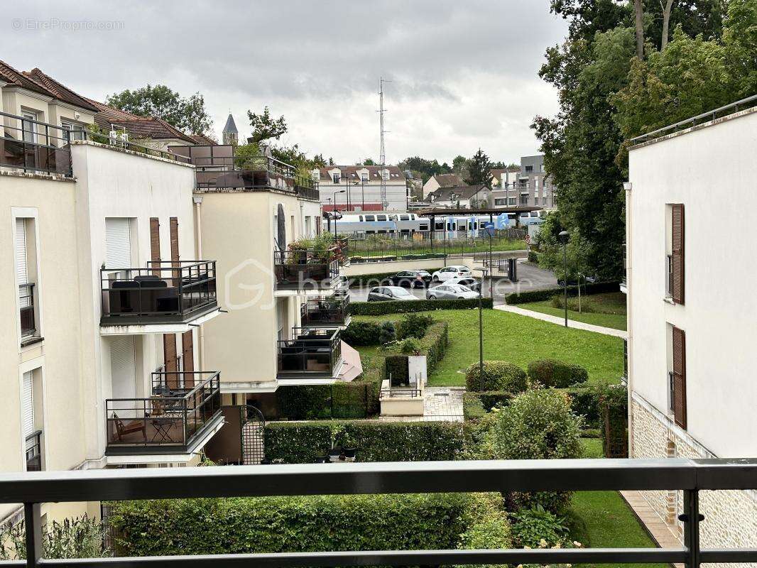 Appartement à MENNECY