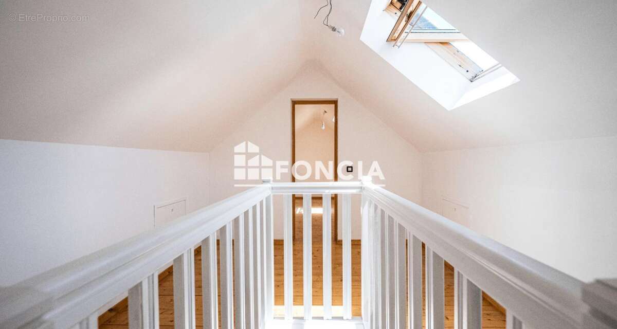 Maison à DOUSSARD