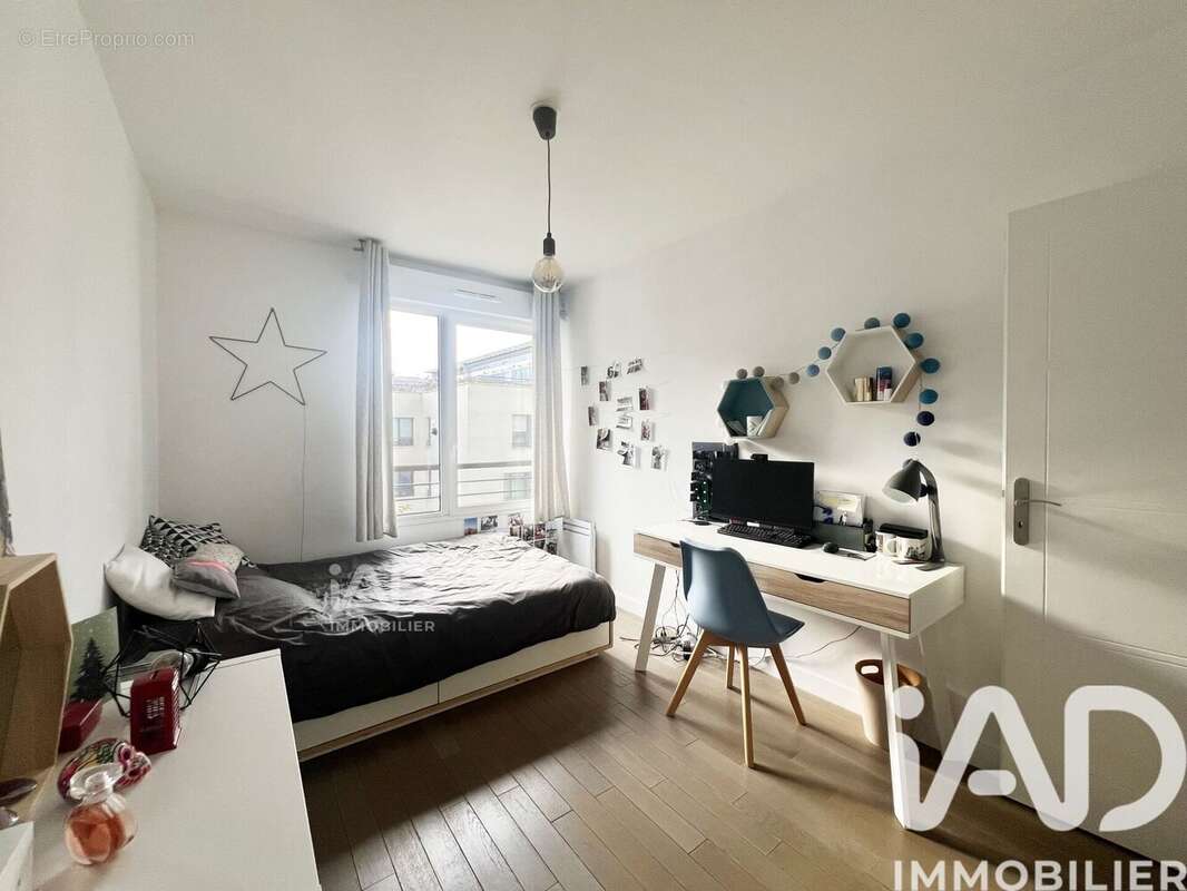 Photo 8 - Appartement à SURESNES