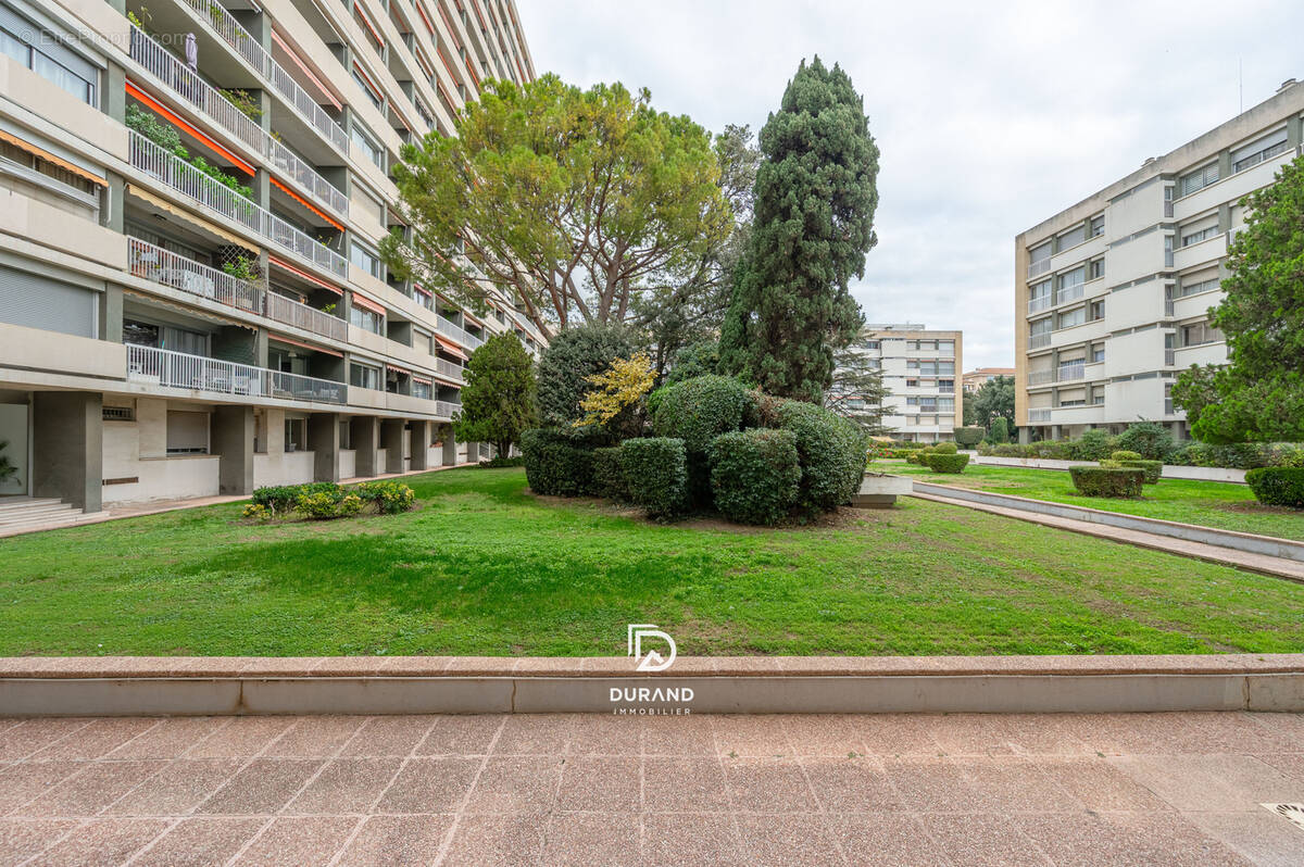 Appartement à MARSEILLE-8E