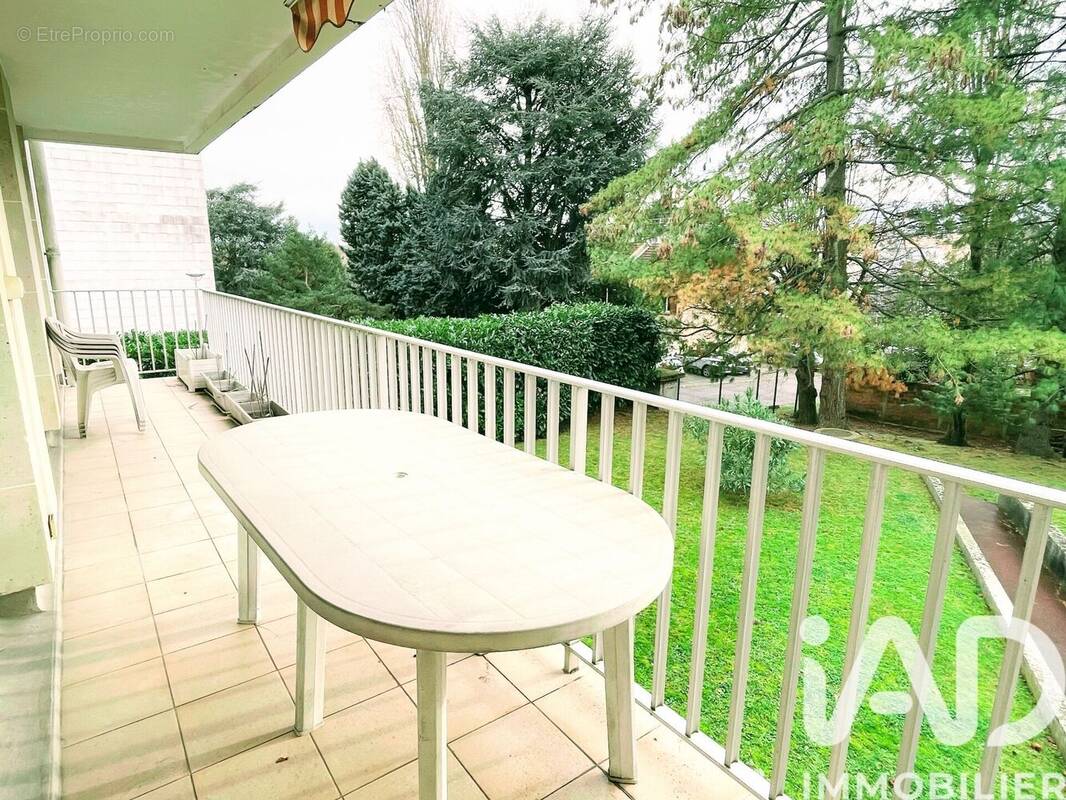 Photo 1 - Appartement à BAGNEUX