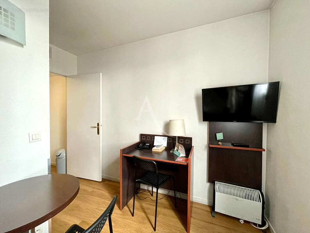 Appartement à CHARENTON-LE-PONT