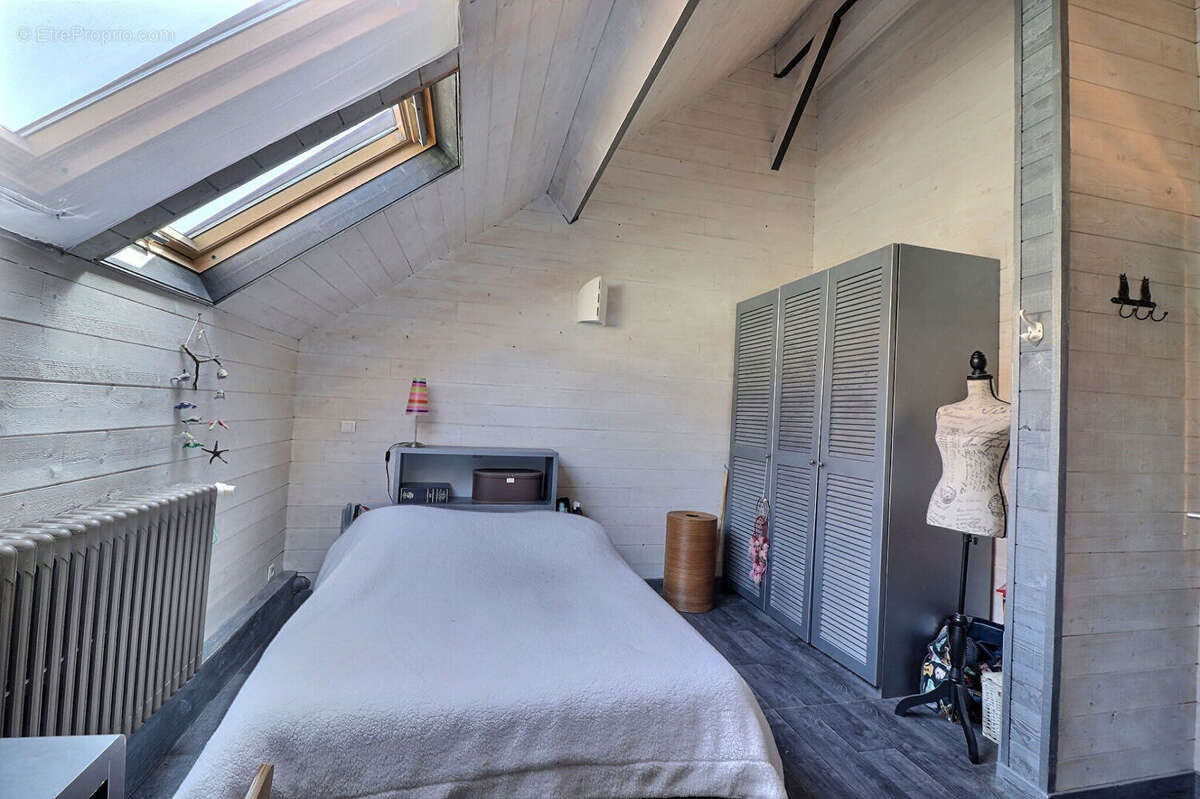 Maison à SAINT-NOM-LA-BRETECHE