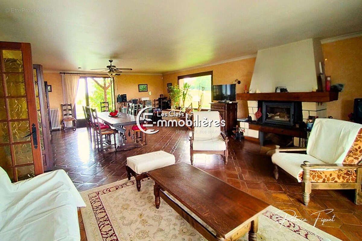 Maison à SAINT-MAURICE-EN-RIVIERE