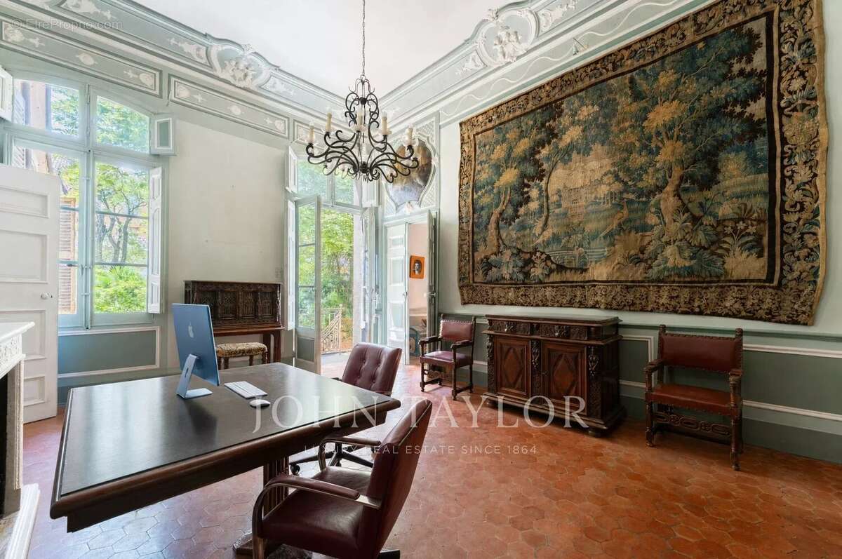 Appartement d'exception avec jardin et piscine au cœur du quartier Mazarin - photo 29