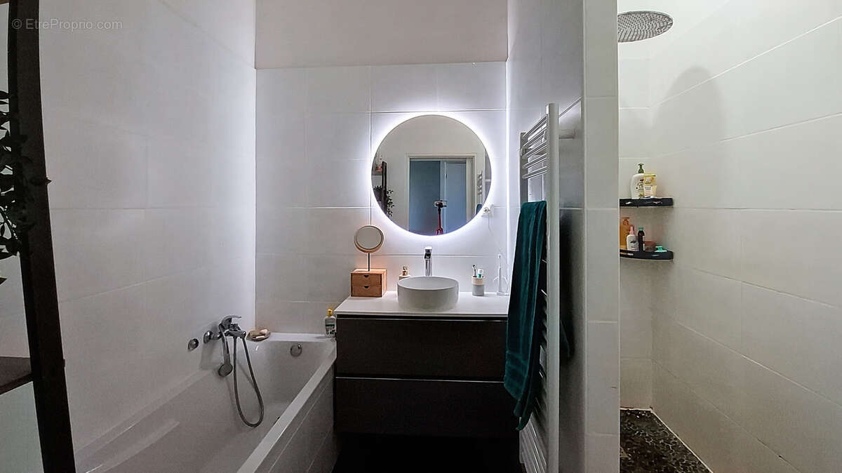 Appartement à IRIGNY