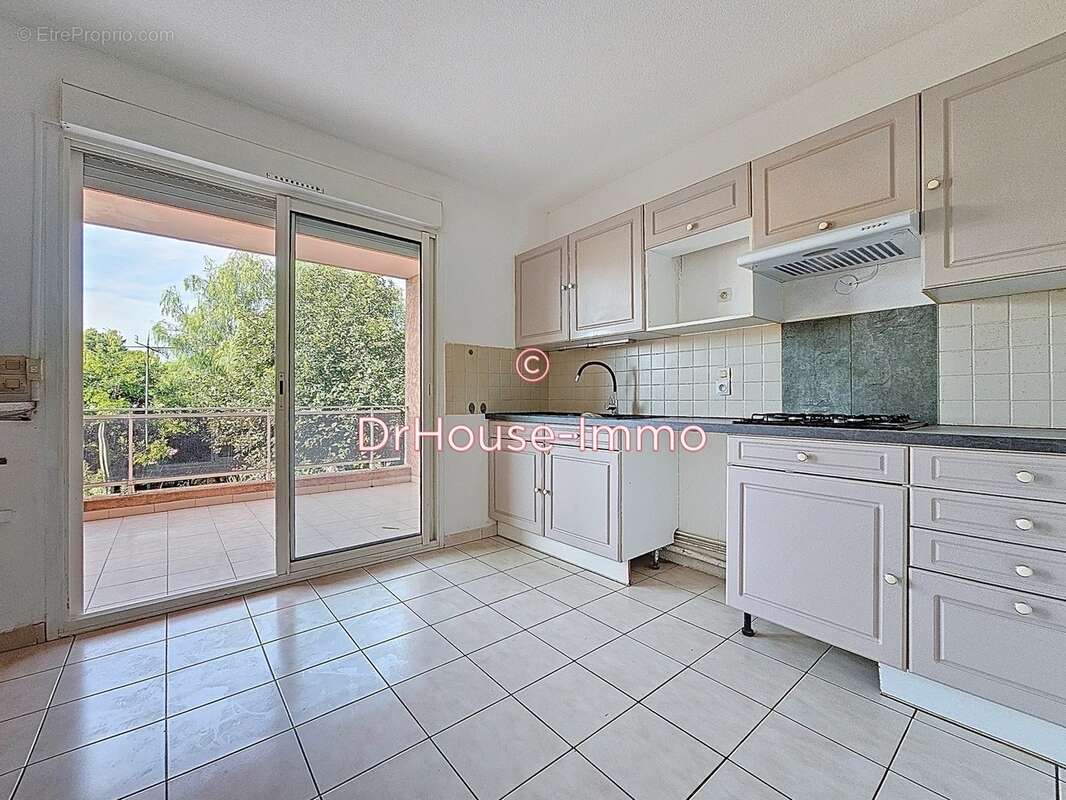 Appartement à SAINTE-MARIE