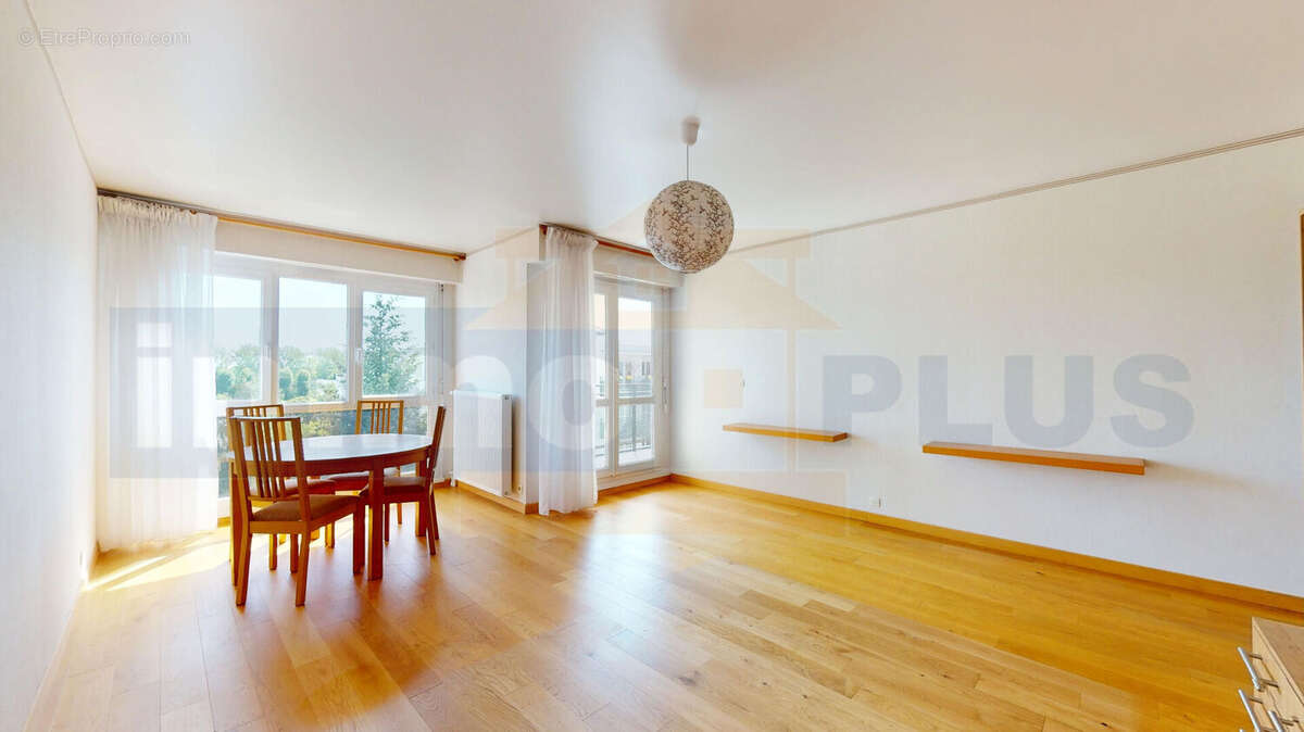 Appartement à BOIS-D'ARCY