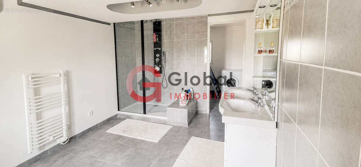 Maison familiale au calme avec grand terrain - photo 6