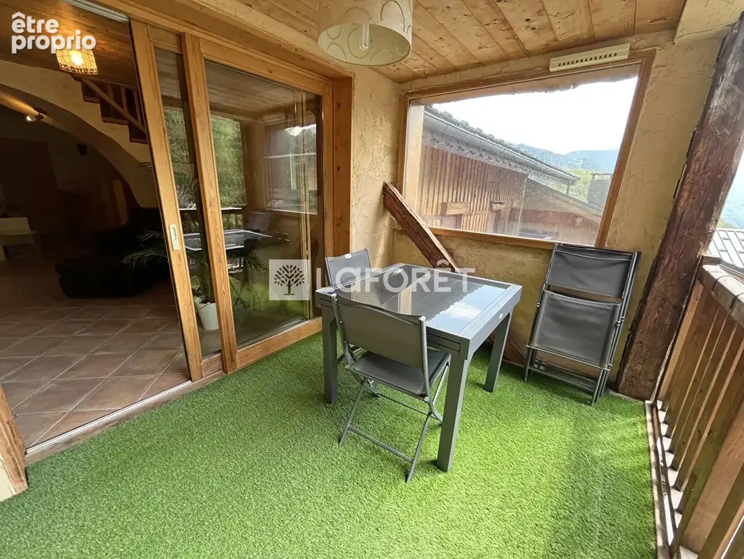 Photo Maison à Hautecour au prix de 349 000€