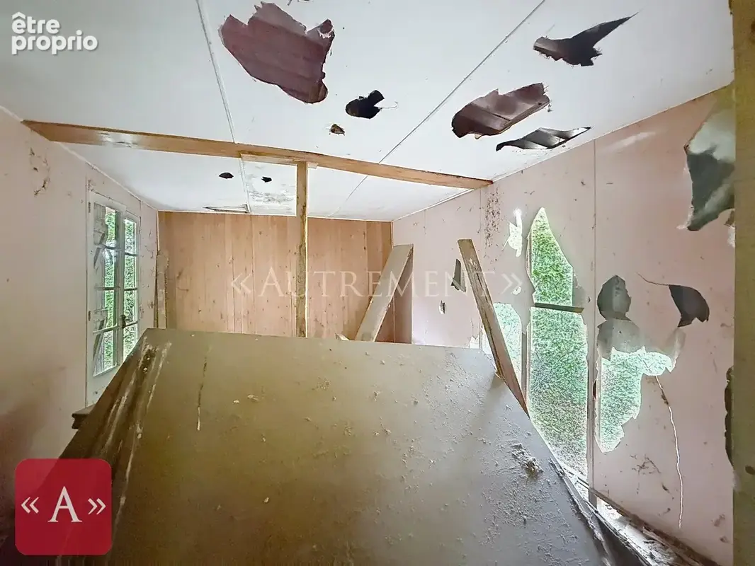 Chalet à rénover totalement - photo 6