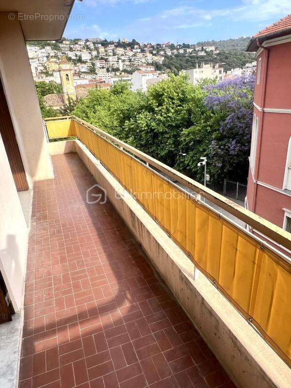 Nice Saint Roch 06300 - Appartement T4 à rafraîchir  - Ascenseur - Centre ville - photo 11