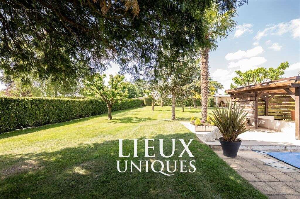 Lieux uniques ® x propriétés privées propose maison de 118 m² - terrain de 2661 m² proximité c0ntres - photo 10