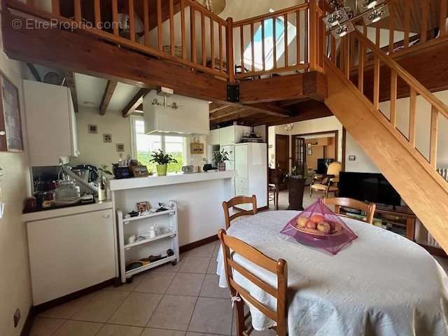 Maison à CHARBONNIERES-LES-BAINS