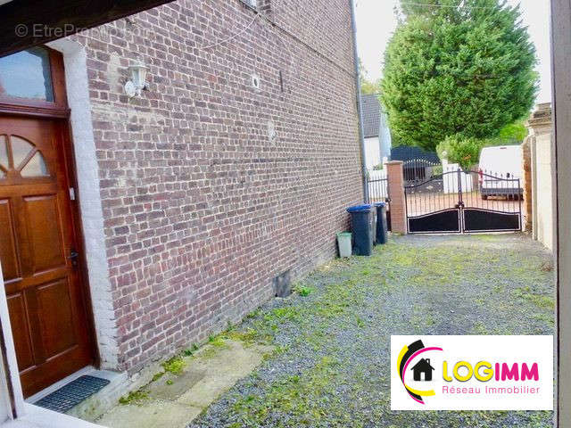 Appartement à WALLERS