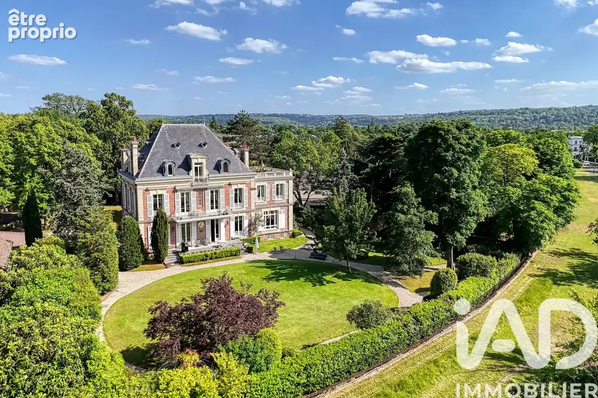 Photo 1 - Maison à LE VESINET