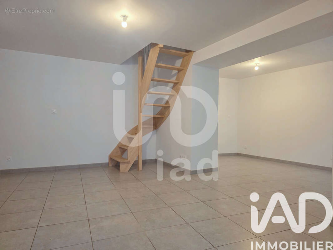 Photo 3 - Appartement à CHIVRES-VAL