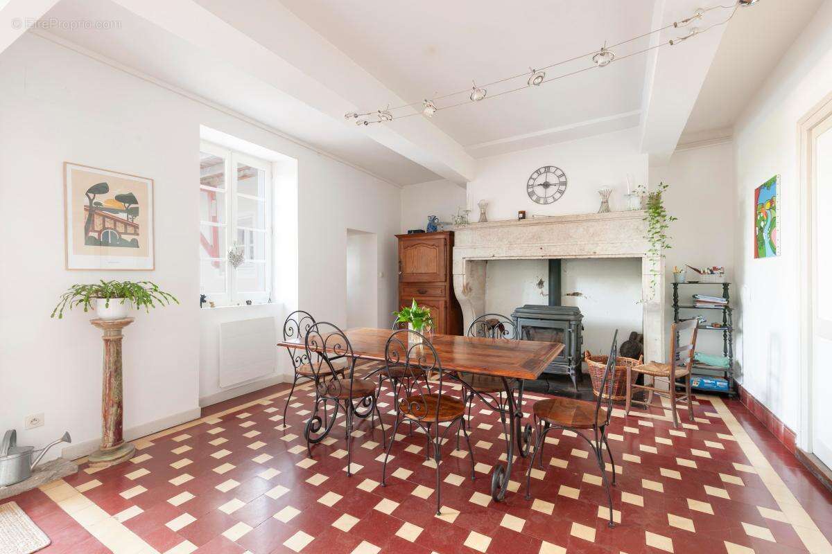 Maison à HAGETMAU
