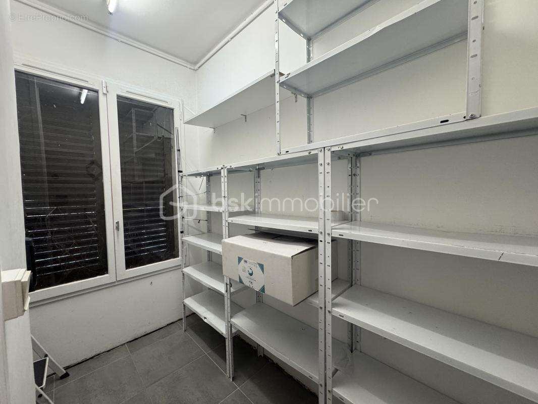 Commerce à PALAISEAU