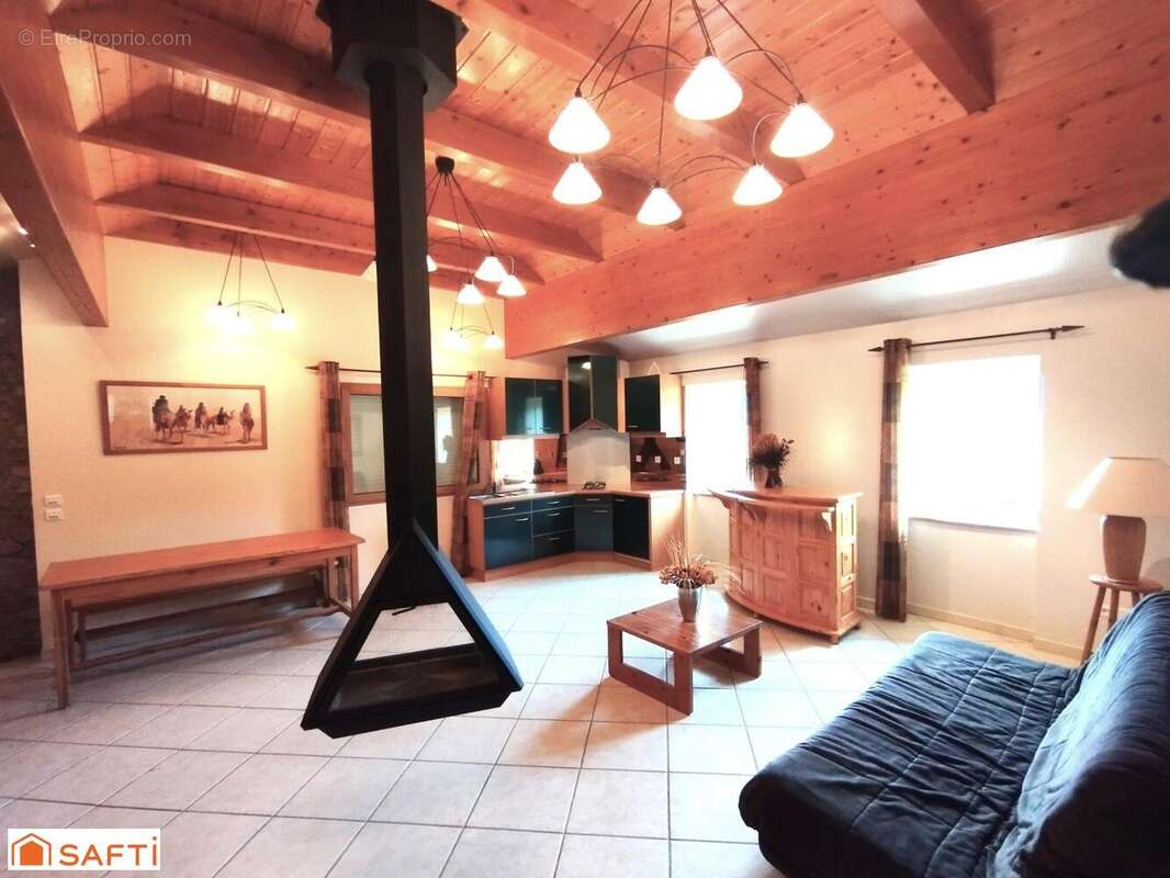 Maison 228 m² à Lachapelle-Sous-Chaneac  - photo 3