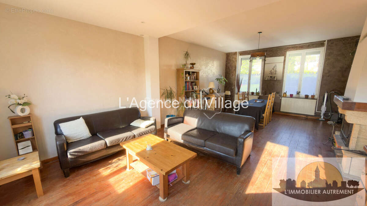 Maison à NOAILLES