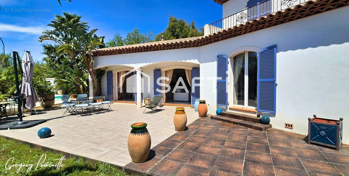 Photo 1 - Maison à HYERES