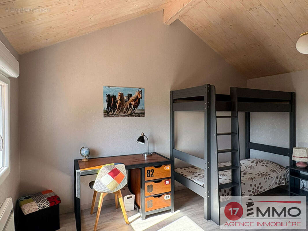 Maison familiale 5 chambres sur une magnifique parcelle de 1 169 m² - photo 13