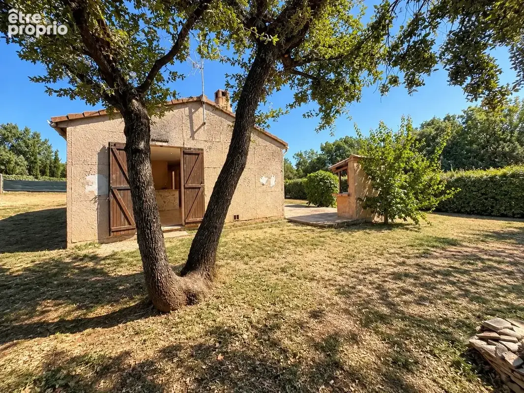 En exclusivité – maison de plain-pied à rénover – régusse - photo 4