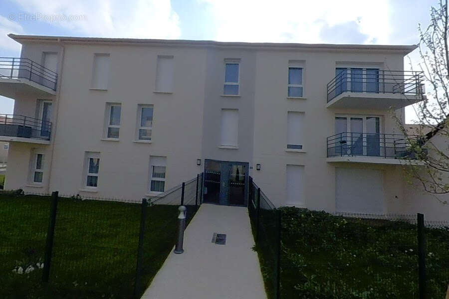 Appartement à GUIBEVILLE
