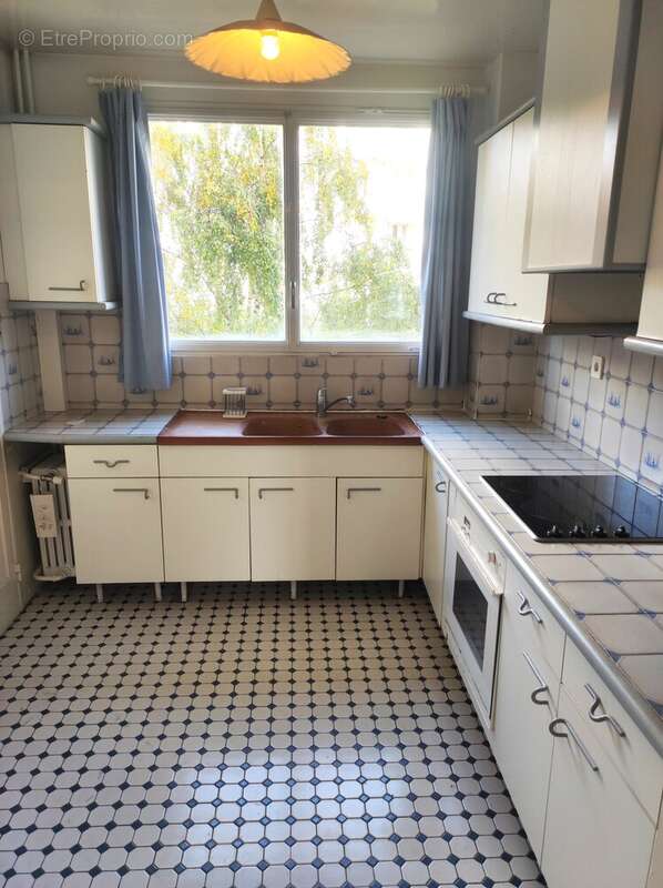 Appartement à VILLETANEUSE