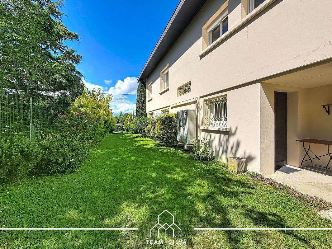 Maison 100 m² à Seyssuel  - photo 31