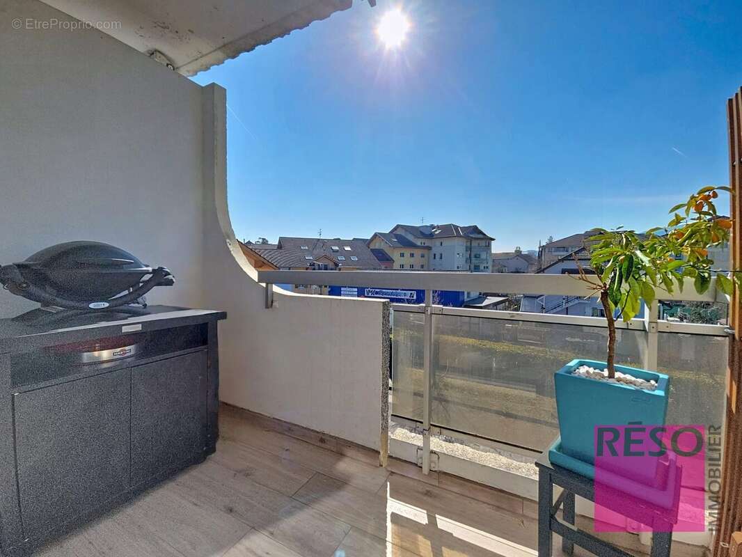 Appartement à VILLE-LA-GRAND