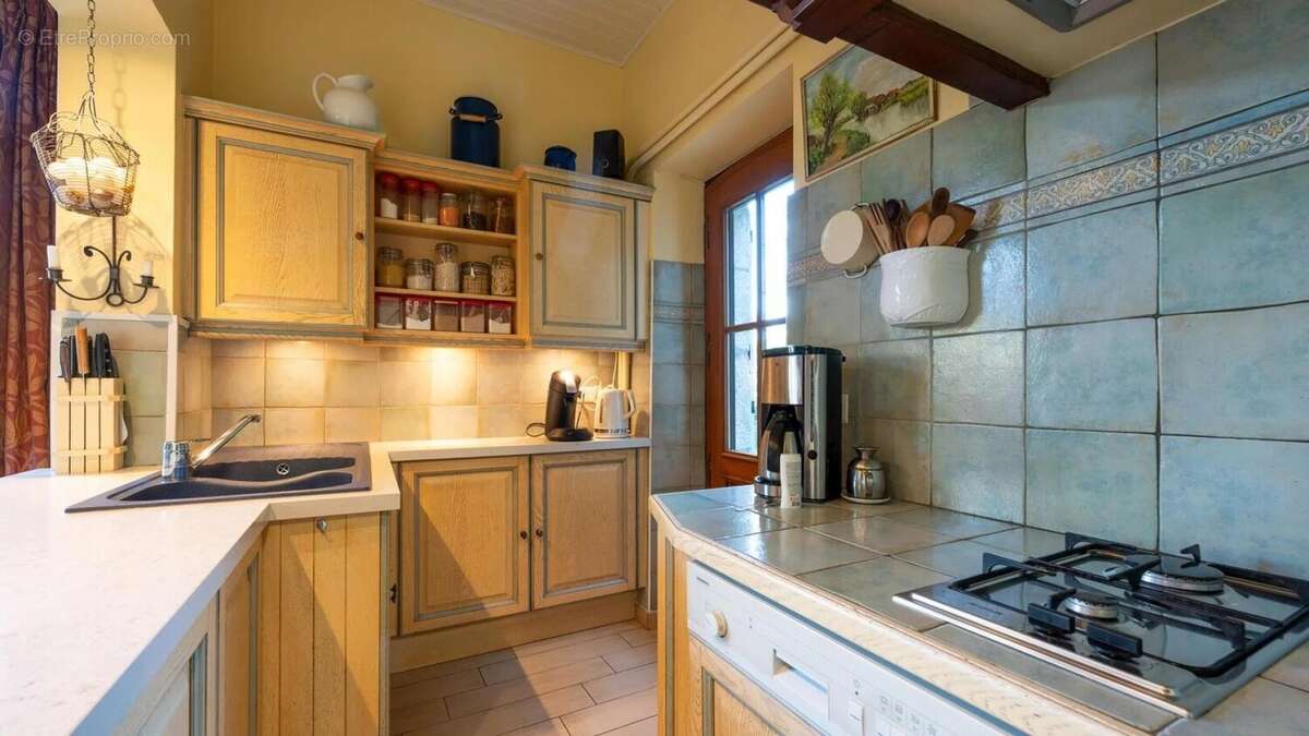 Maison à PUY-L&#039;EVEQUE