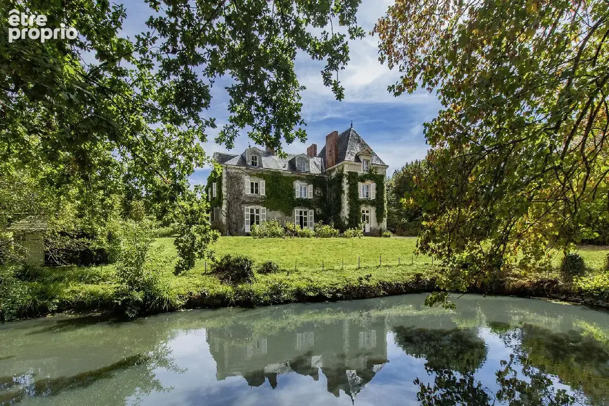 Grande demeure familiale de caractère - 306 m² - 8 chambres - bureau - bibliothèque - Parc de plus de 1,5 hecta - photo 15