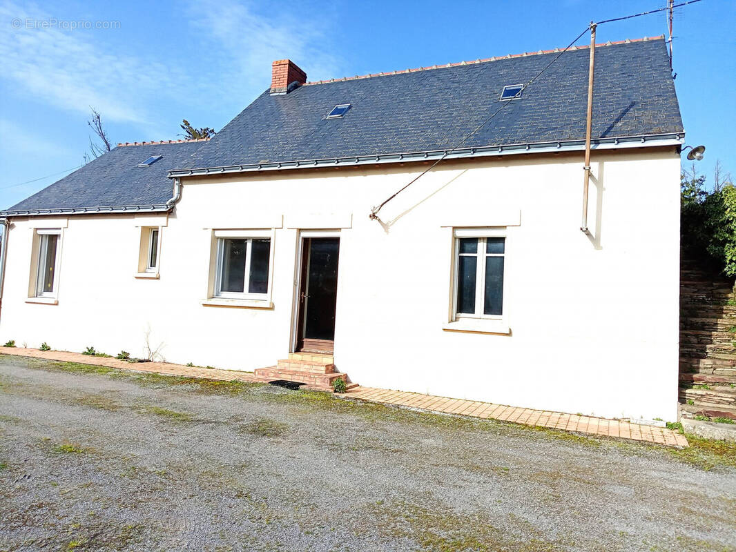 Maison à LIGNE