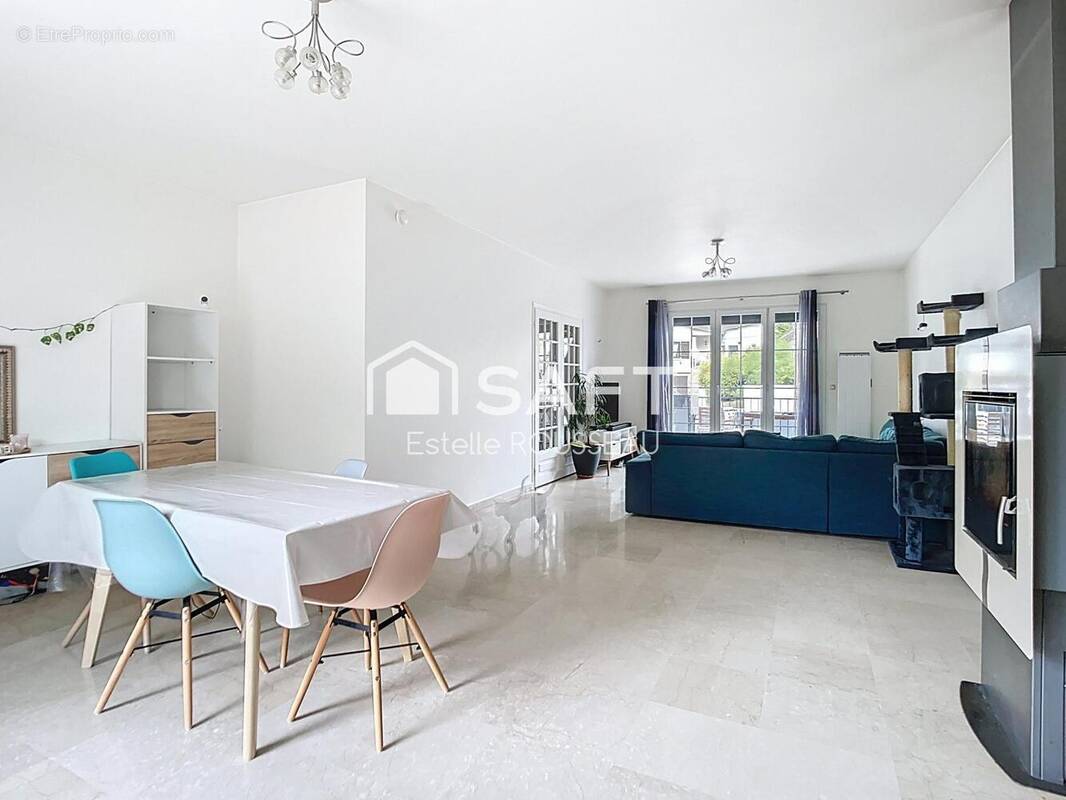 Photo 1 - Maison à CHENNEVIERES-SUR-MARNE