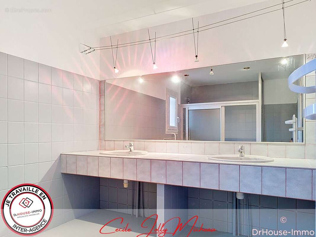 Maison à SAINT-GENES-DE-BLAYE