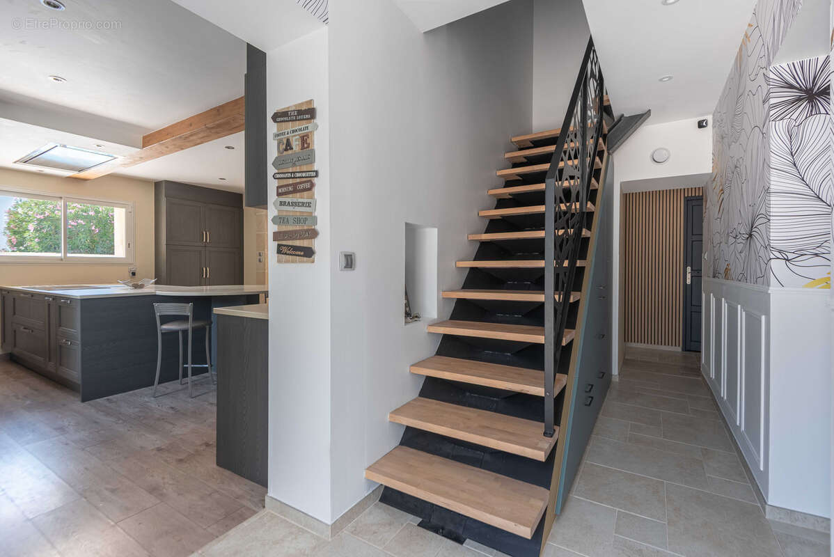 Charmante maison en pierre - 315m2 - creon - photo 8