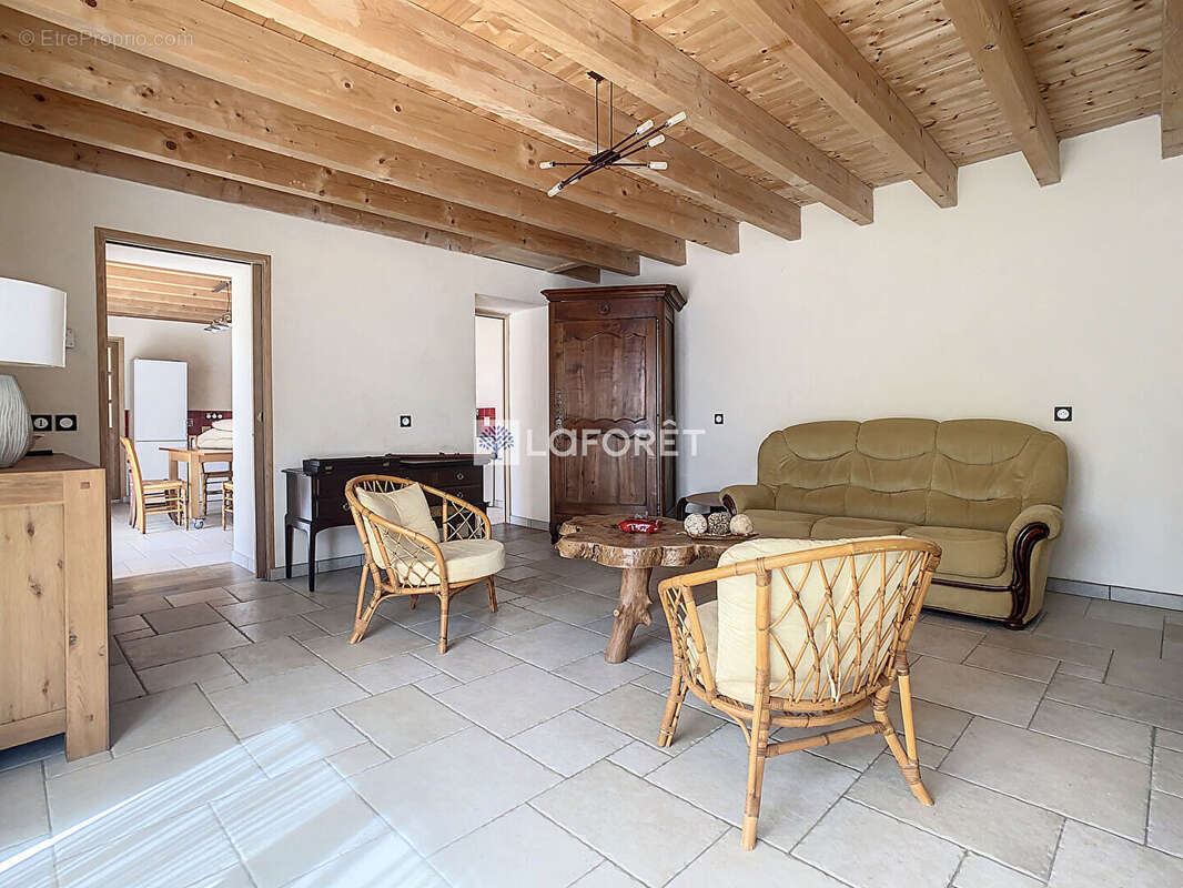 Maison à PRESSIGNY
