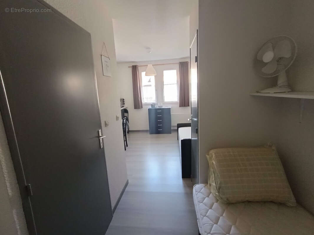 Appartement à LAMALOU-LES-BAINS