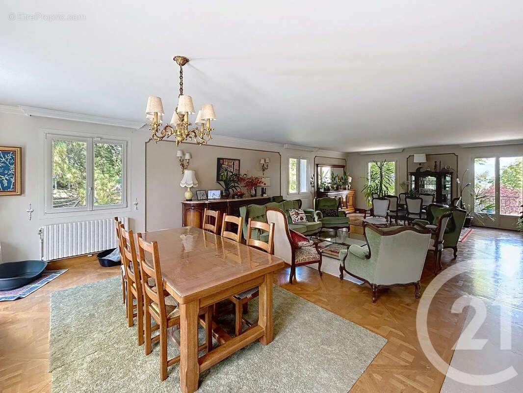 Maison à BRUGNY-VAUDANCOURT